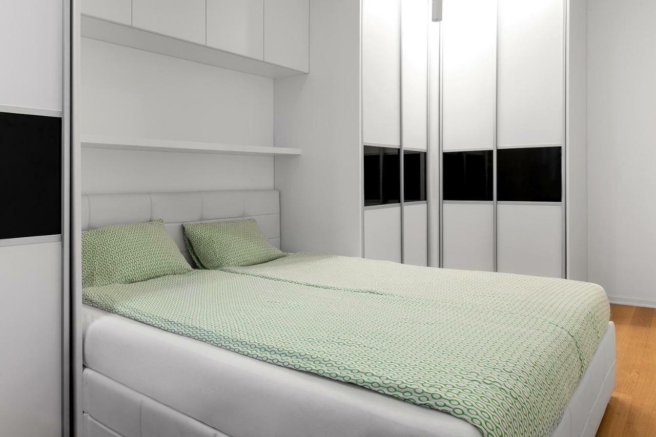 Flexible Selfcheckins 7 - Zagreb - Garage - Electric Vehicle Ccharger - Loggia - New - Luxury - Apartments Repinc 7 Zewnętrze zdjęcie