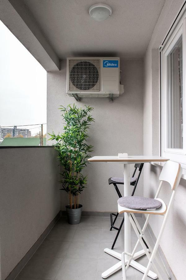 Flexible Selfcheckins 7 - Zagreb - Garage - Electric Vehicle Ccharger - Loggia - New - Luxury - Apartments Repinc 7 Zewnętrze zdjęcie